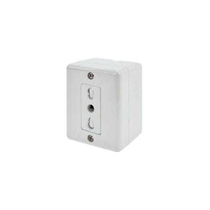Casquete Toma Corriente 10/16A Blanco — RM Energía Inteligente