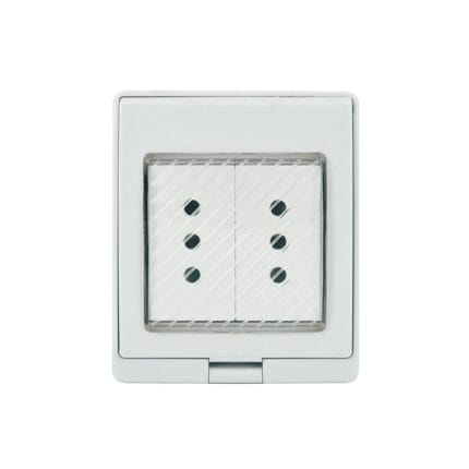 Contenedor IP55 con Tomacorriente Doble 10A 250V Blanco — RM Energía Inteligente
