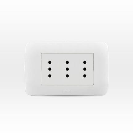 Toma Corriente Triplex 10A 250V Blanco — RM Energía Inteligente