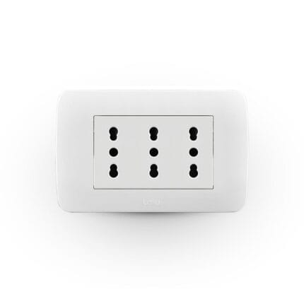 Toma Corriente Triplex 10/16A 250V Blanco Armado — RM Energía Inteligente