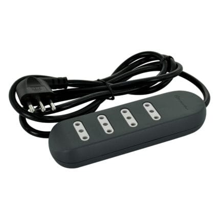 Alargador 4 Tomas 2P+T 10A 3 Metros Negro — RM Energía Inteligente