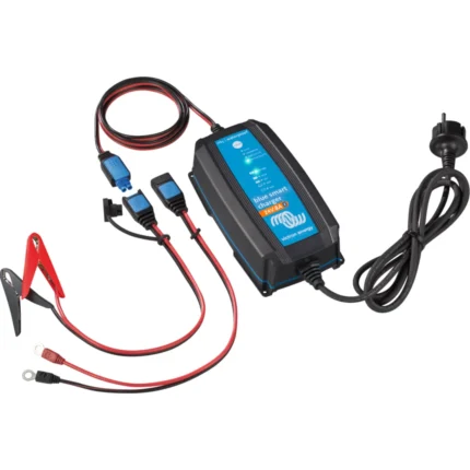Cargador de baterías Victron Blue Smart IP65 24/8 de 230 V con Bluetooth